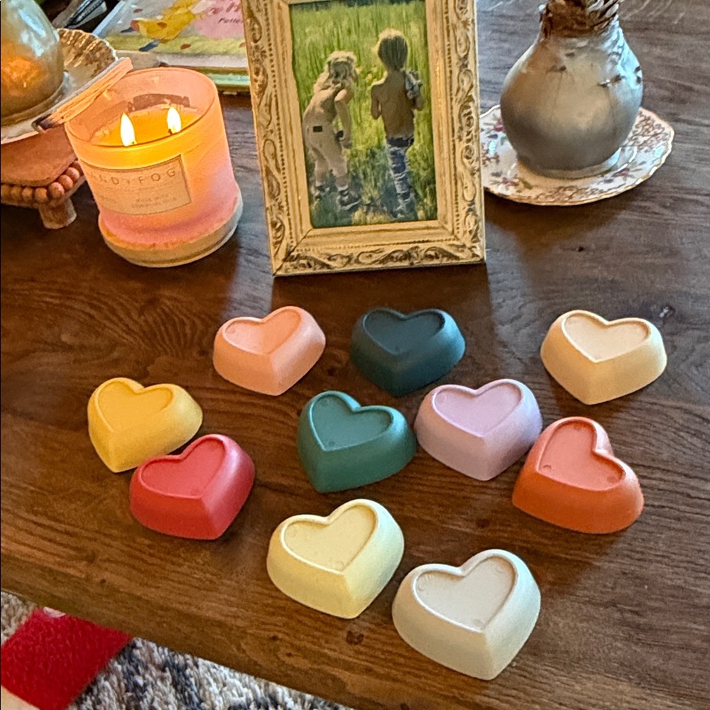 Colorful Mini Heart-Shaped Bowls 💜 Set of 10 - Picture 4 of 11